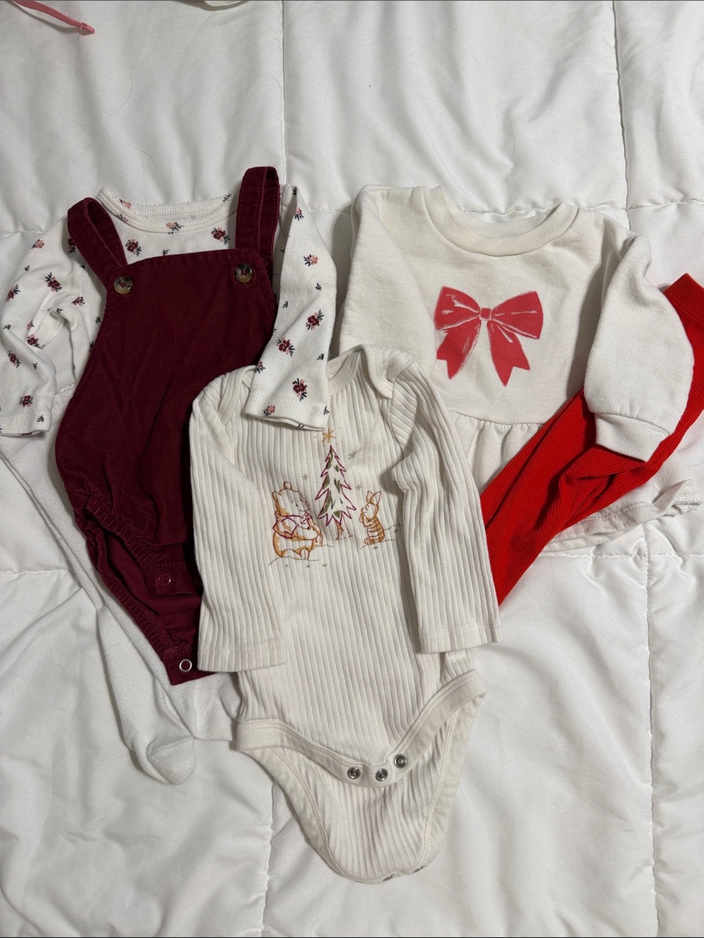 Set of 3 Christmas theme Outfits Size 0-3 month